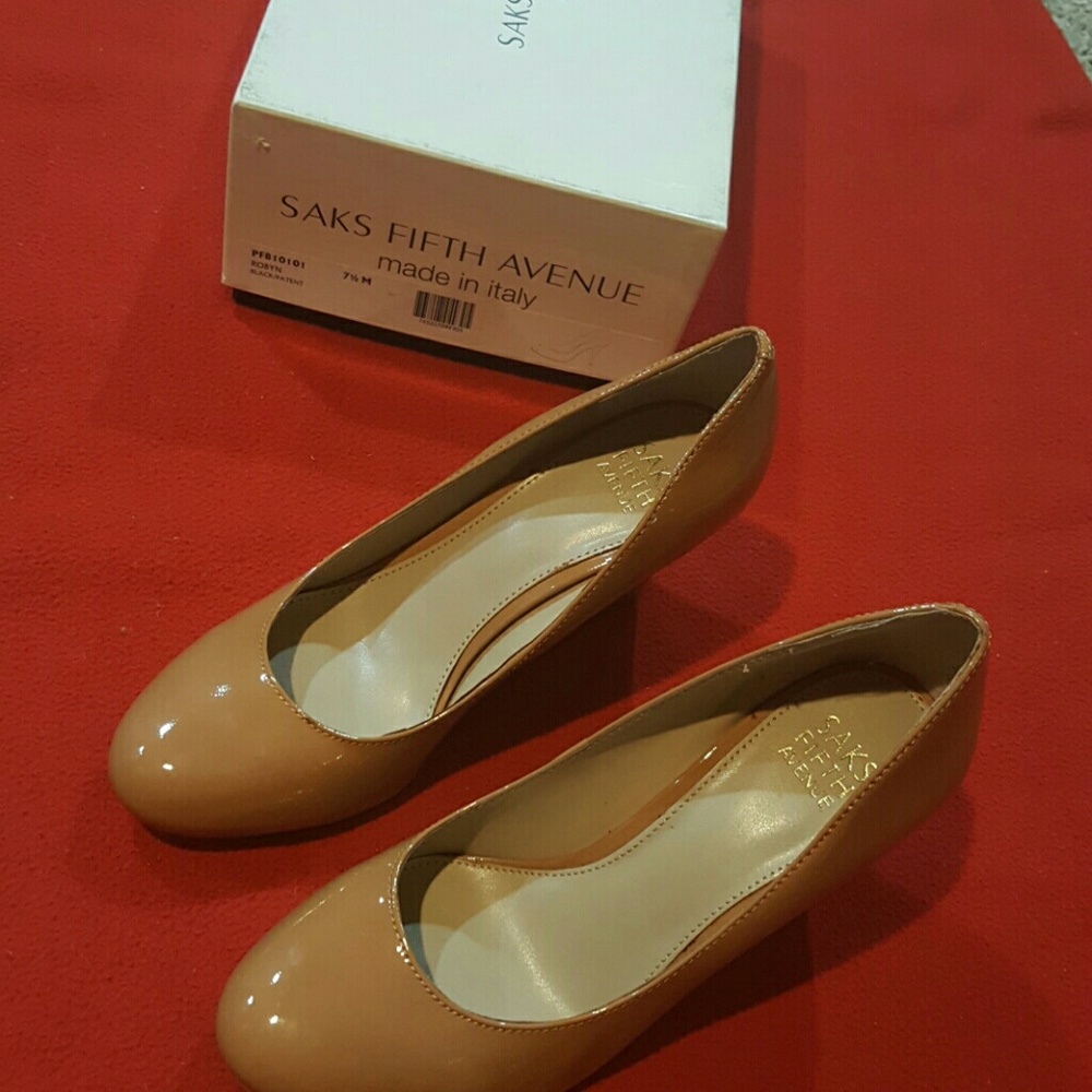 Shoes - Picture 2 of 4